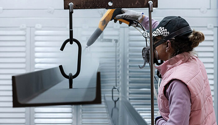 Peinture cadre : Sublimez vos surfaces métalliques avec COULEURmétal